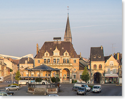  Hôtel de ville d'Attigny